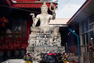 Храм Харшат Мата в Абанери в Индии