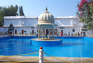 Сад честных дев в Удайпуре в Индии