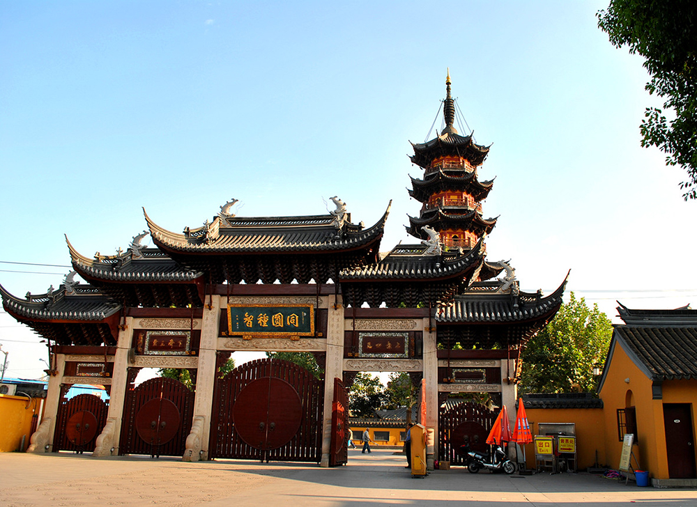 Буддистский храм Лунхуасы в Шанхае, фото 1