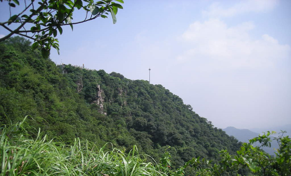 Гора Байюньшань в Гуанчжоу, Китай